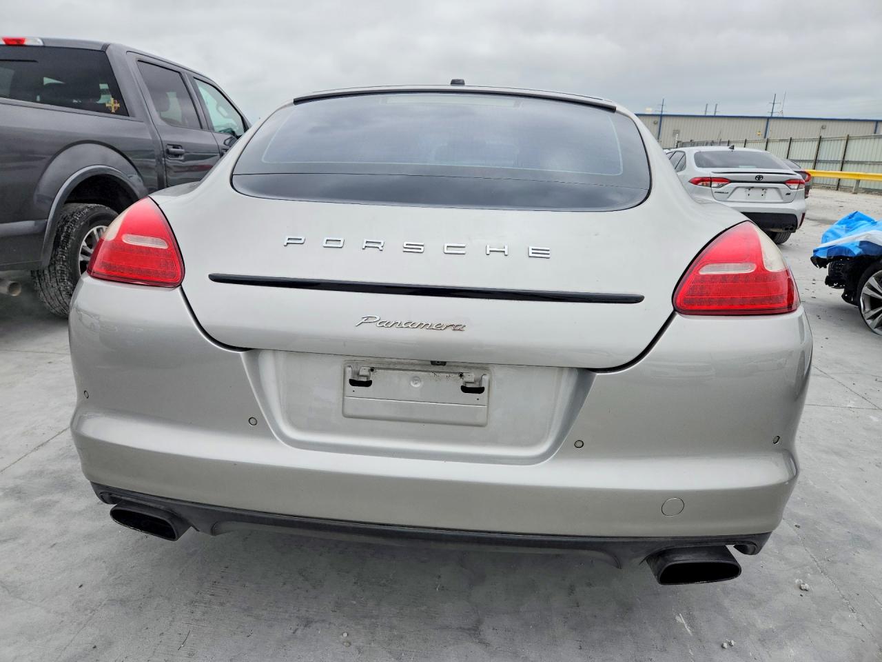 2012 PORSCHE PANAMERA 2 photo 11