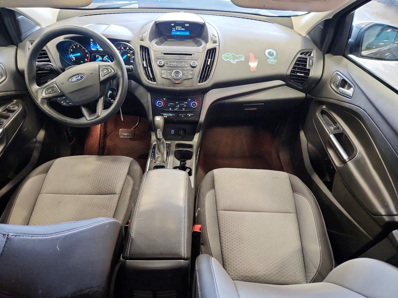 2017 FORD ESCAPE SE photo 15