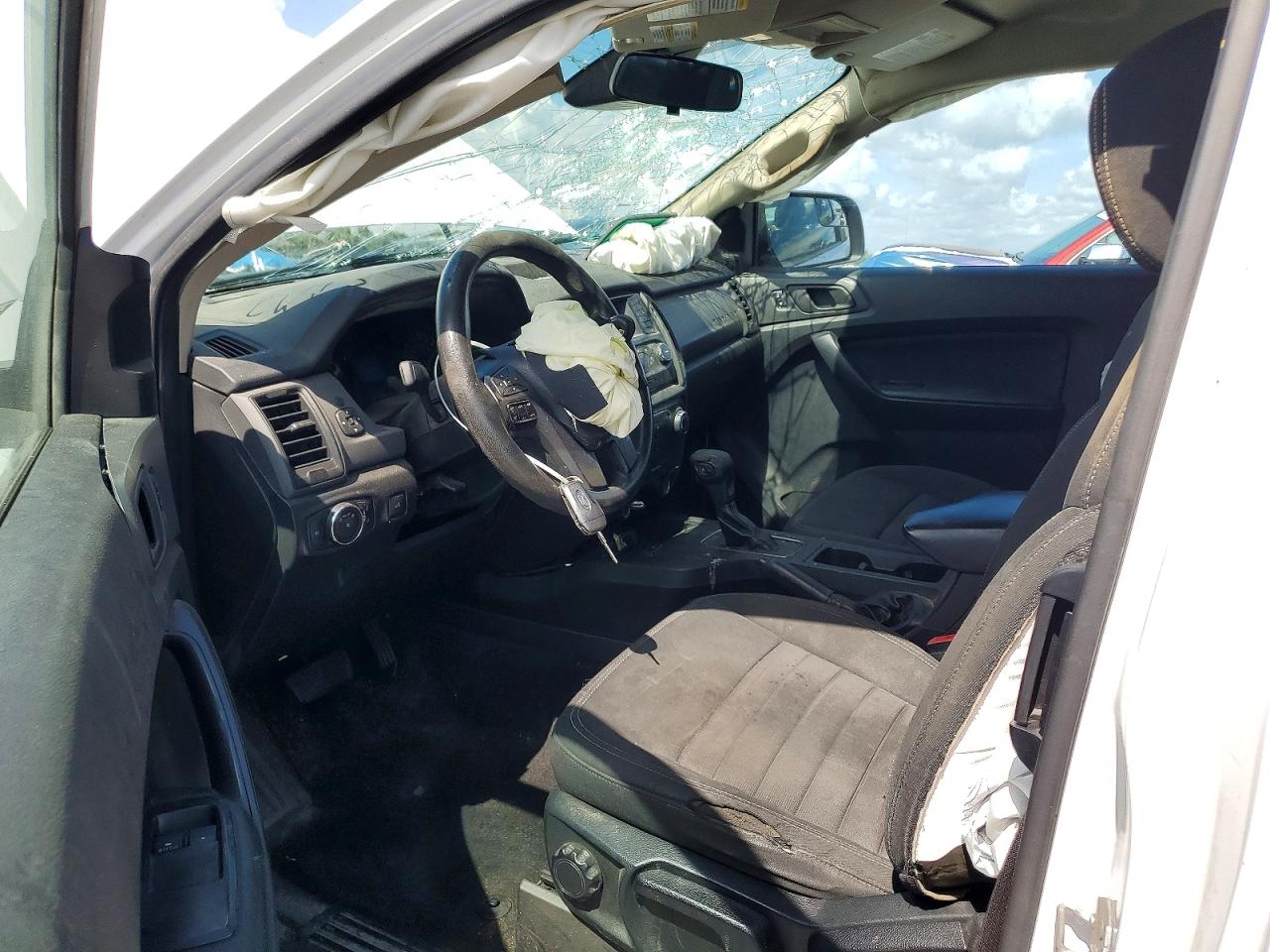 2019 FORD RANGER XL photo 15