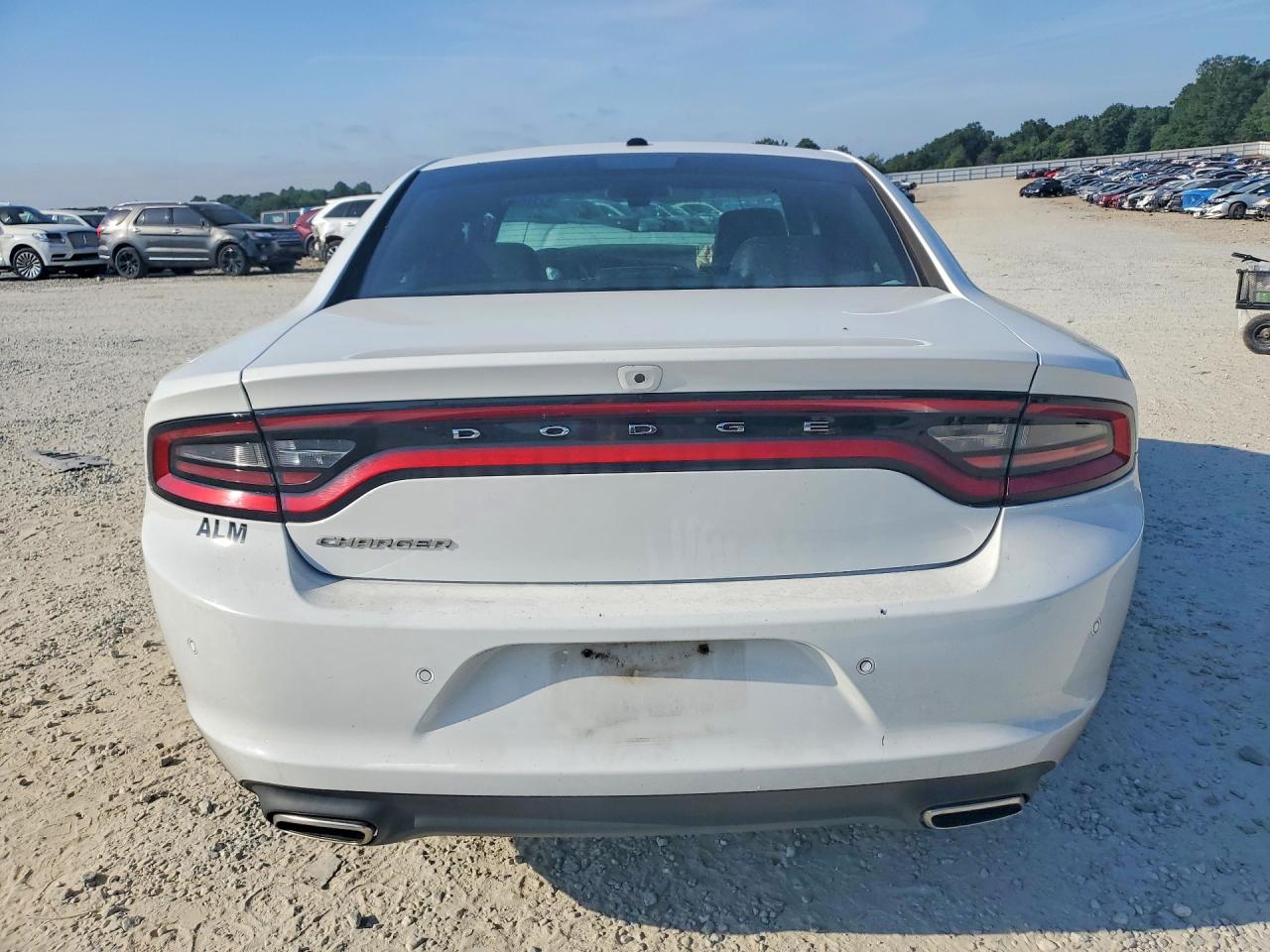 2020 DODGE CHARGER SXT photo 16