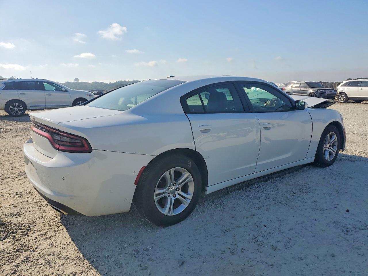 2020 DODGE CHARGER SXT photo 7