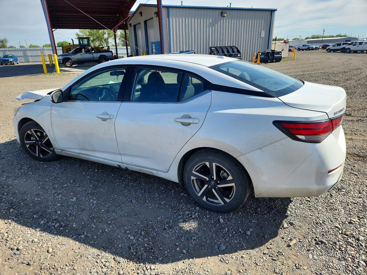 2024 NISSAN SENTRA SV photo 3