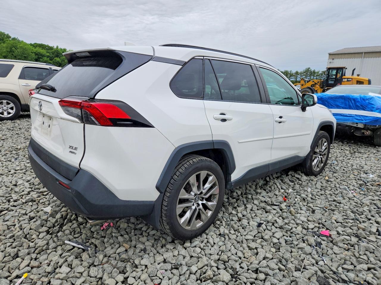 2019 TOYOTA RAV4 XLE PREMIUM photo 7