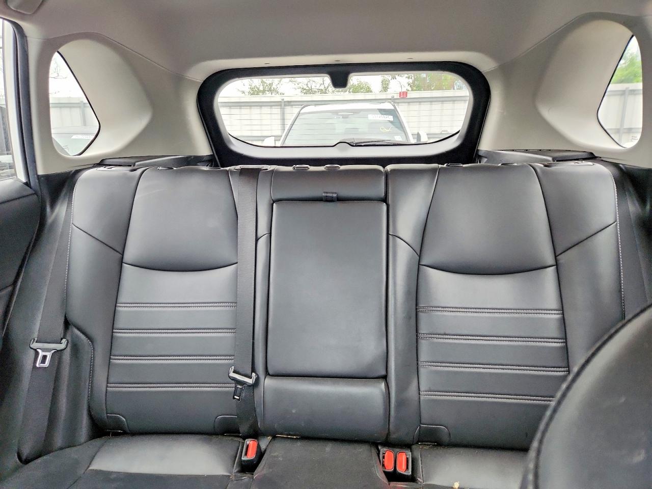 2019 TOYOTA RAV4 XLE PREMIUM photo 28