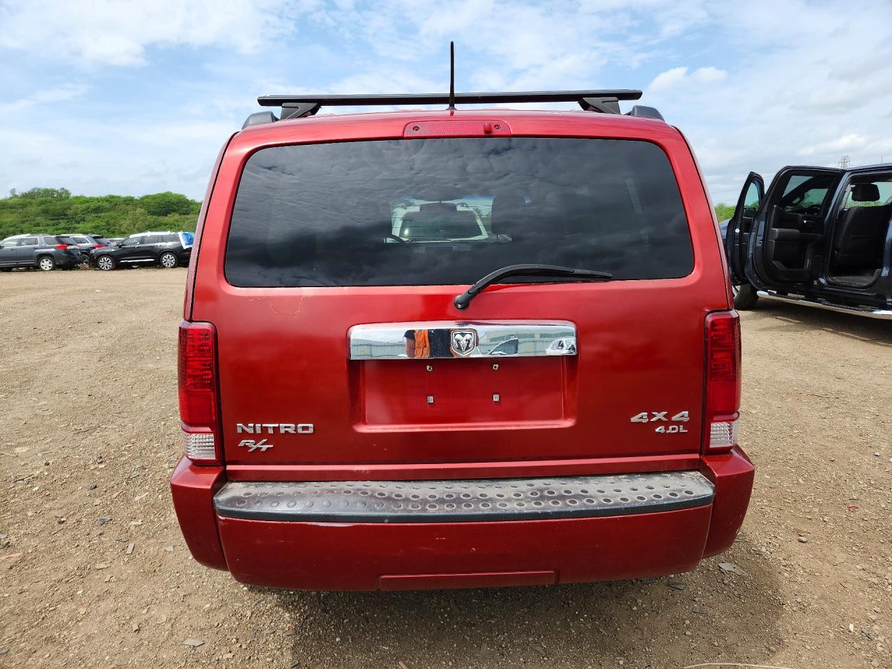 2007 DODGE NITRO R photo 11