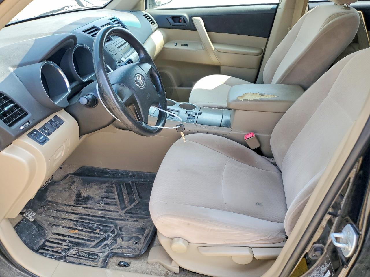 2008 TOYOTA HIGHLANDER BASE photo 19