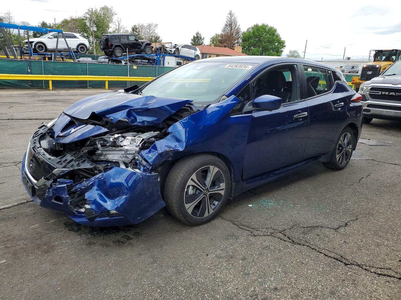 2021 NISSAN LEAF