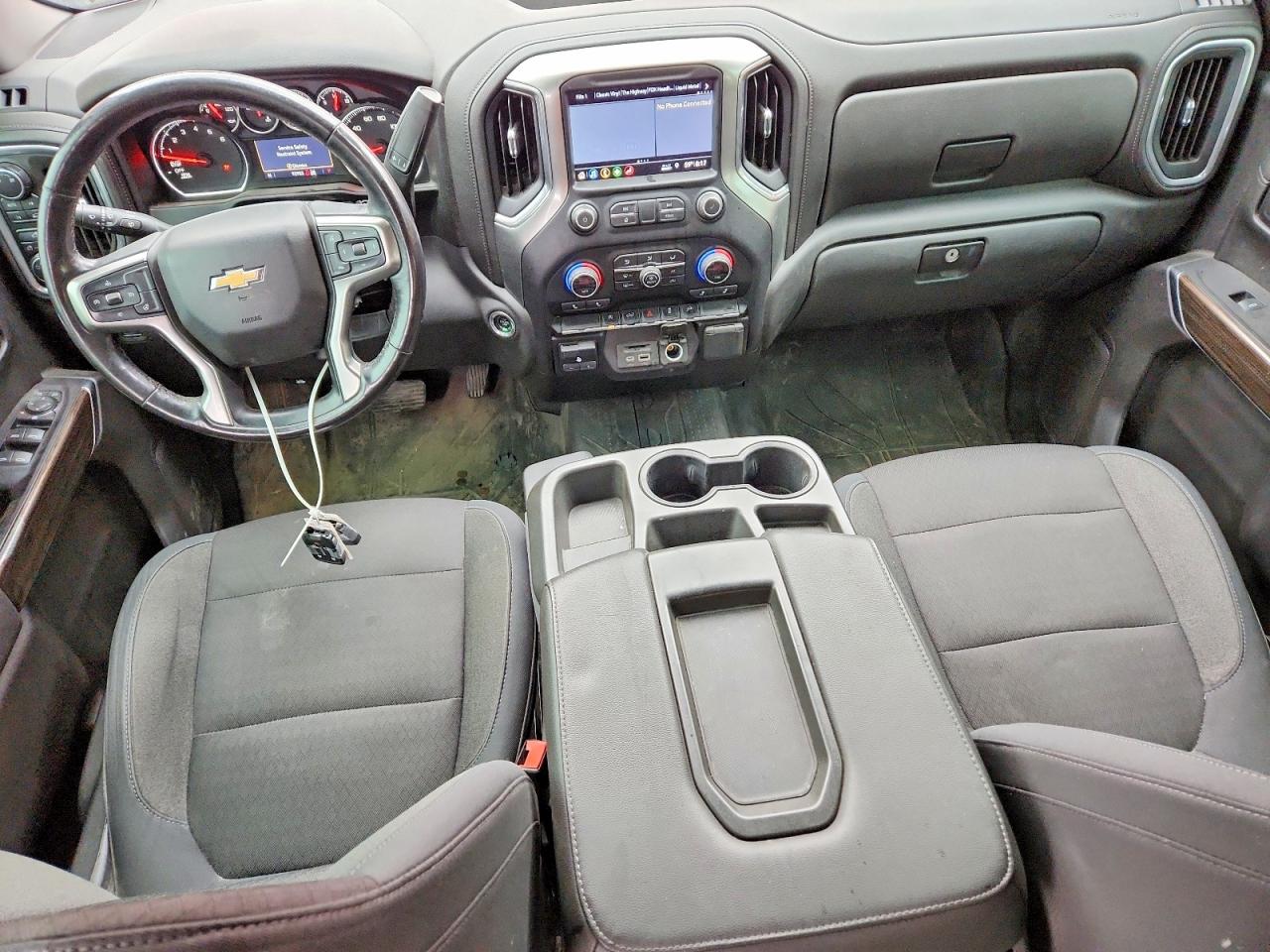2019 CHEVROLET SILVERADO K1500 LT photo 15