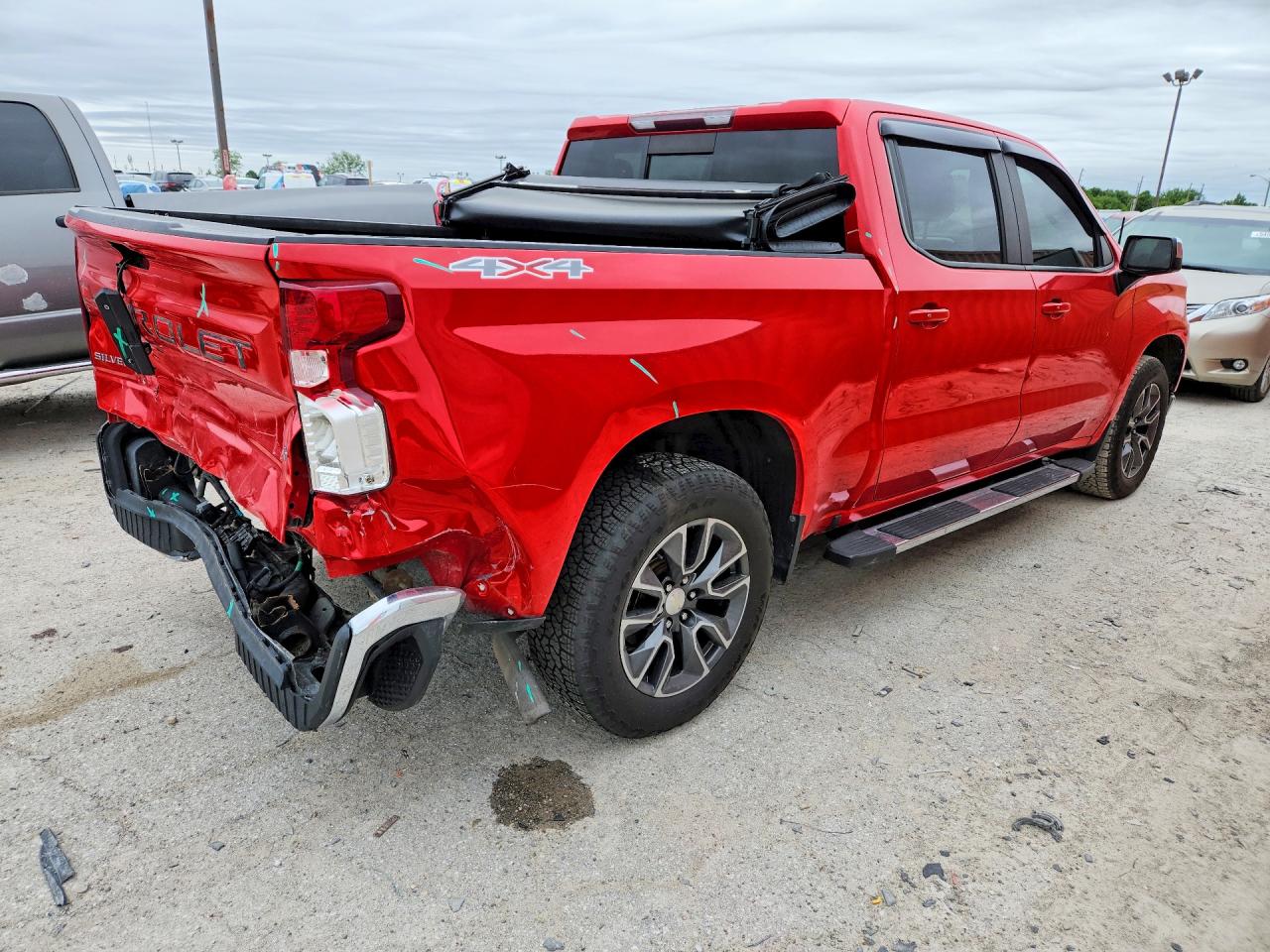2019 CHEVROLET SILVERADO K1500 LT photo 5