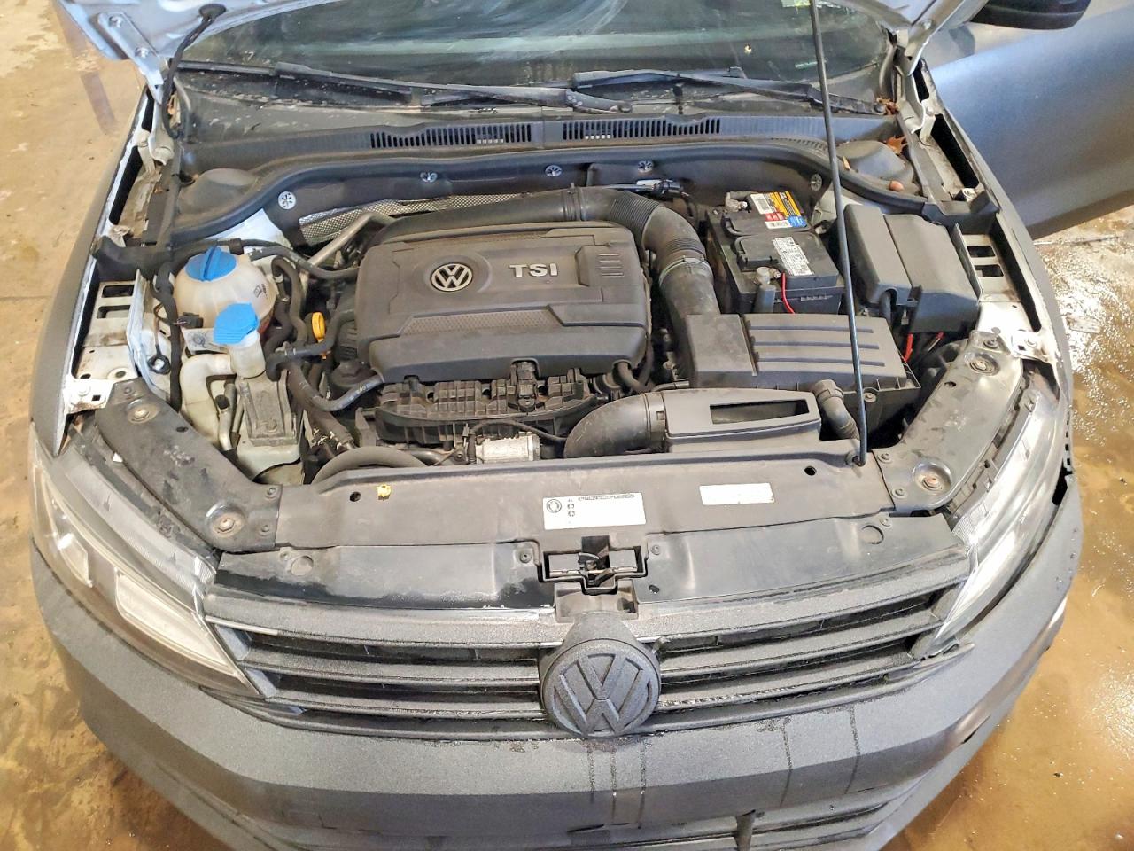 2016 VOLKSWAGEN JETTA SPORT photo 21