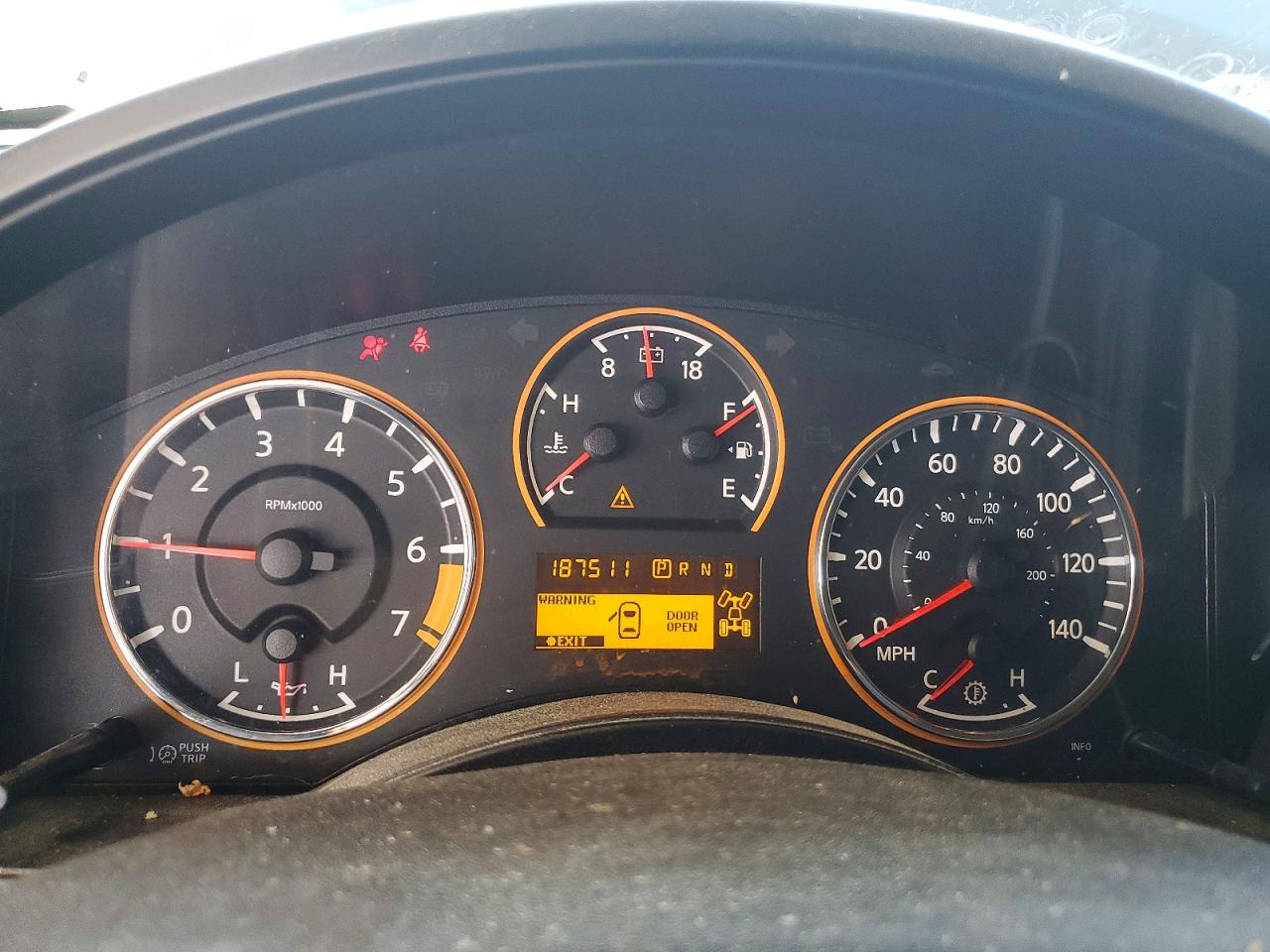 2012 NISSAN TITAN SV photo 17