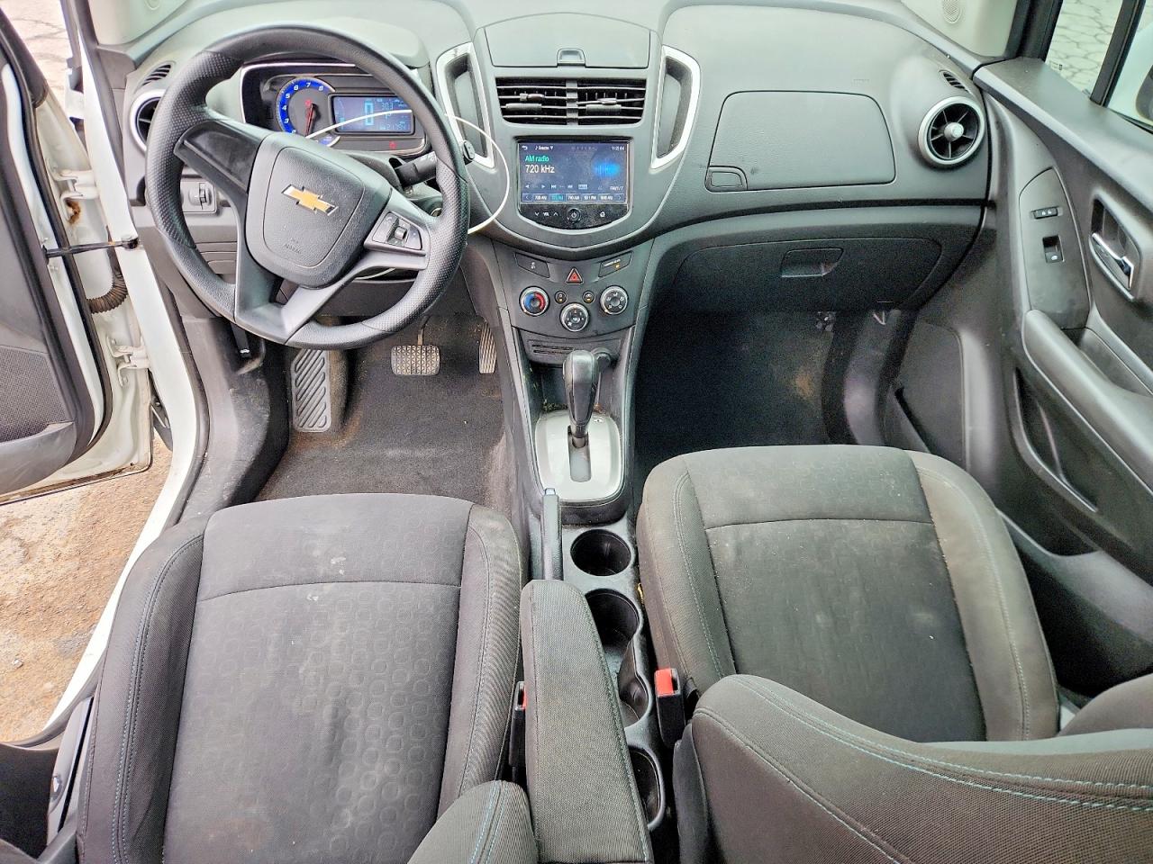 2015 CHEVROLET TRAX LS photo 22