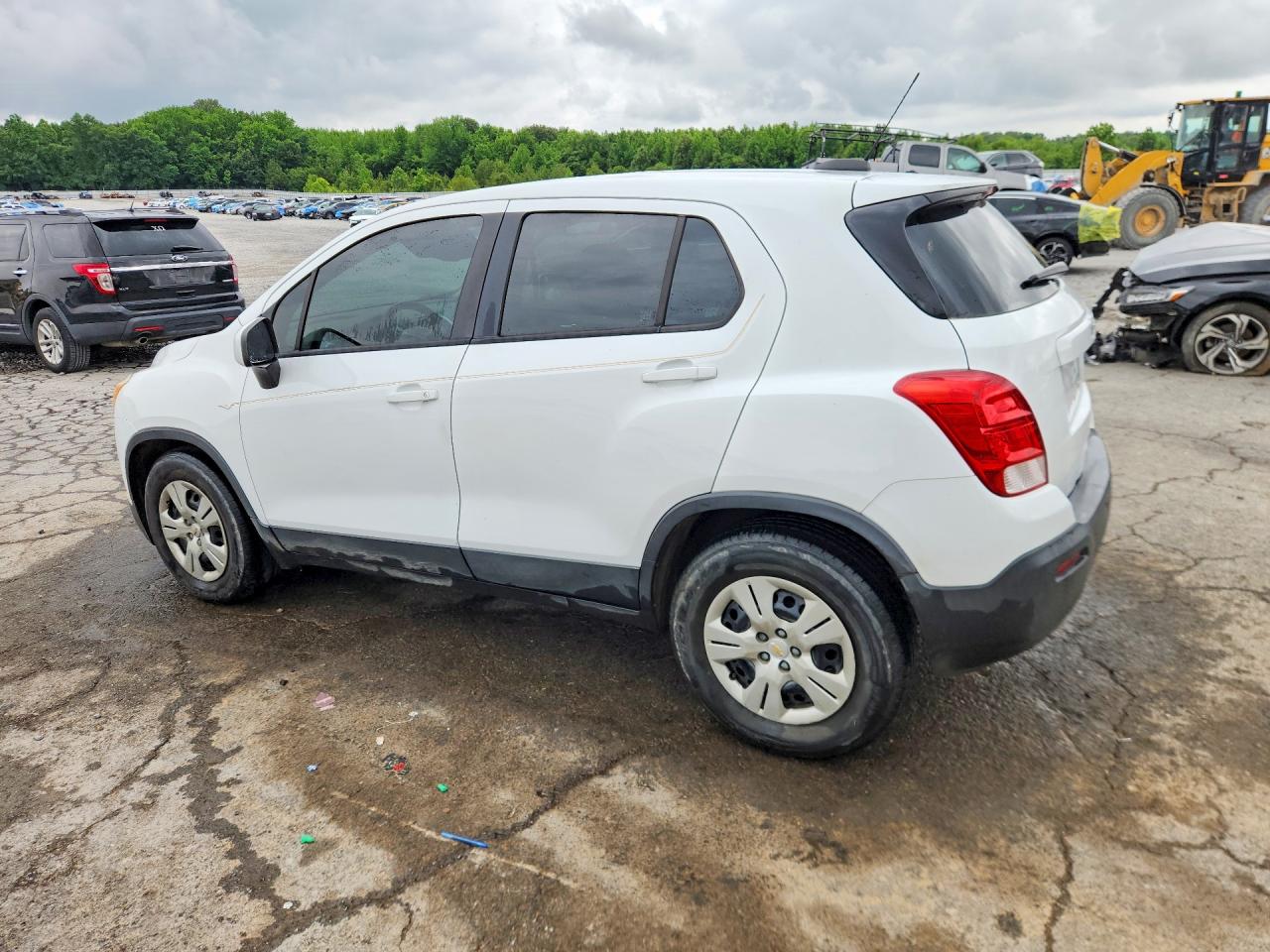2015 CHEVROLET TRAX LS photo 4