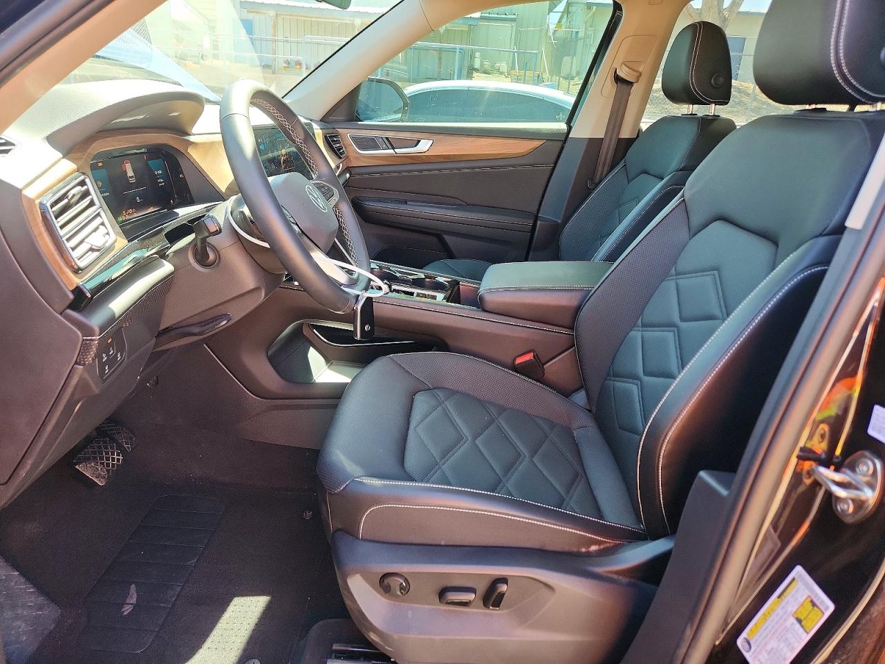 2024 VOLKSWAGEN ATLAS SE photo 19