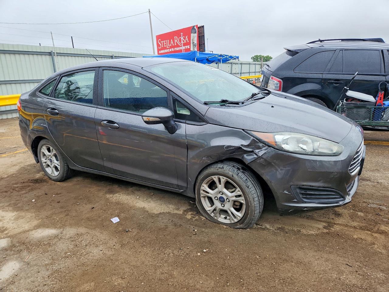 2015 FORD FIESTA SE photo 7