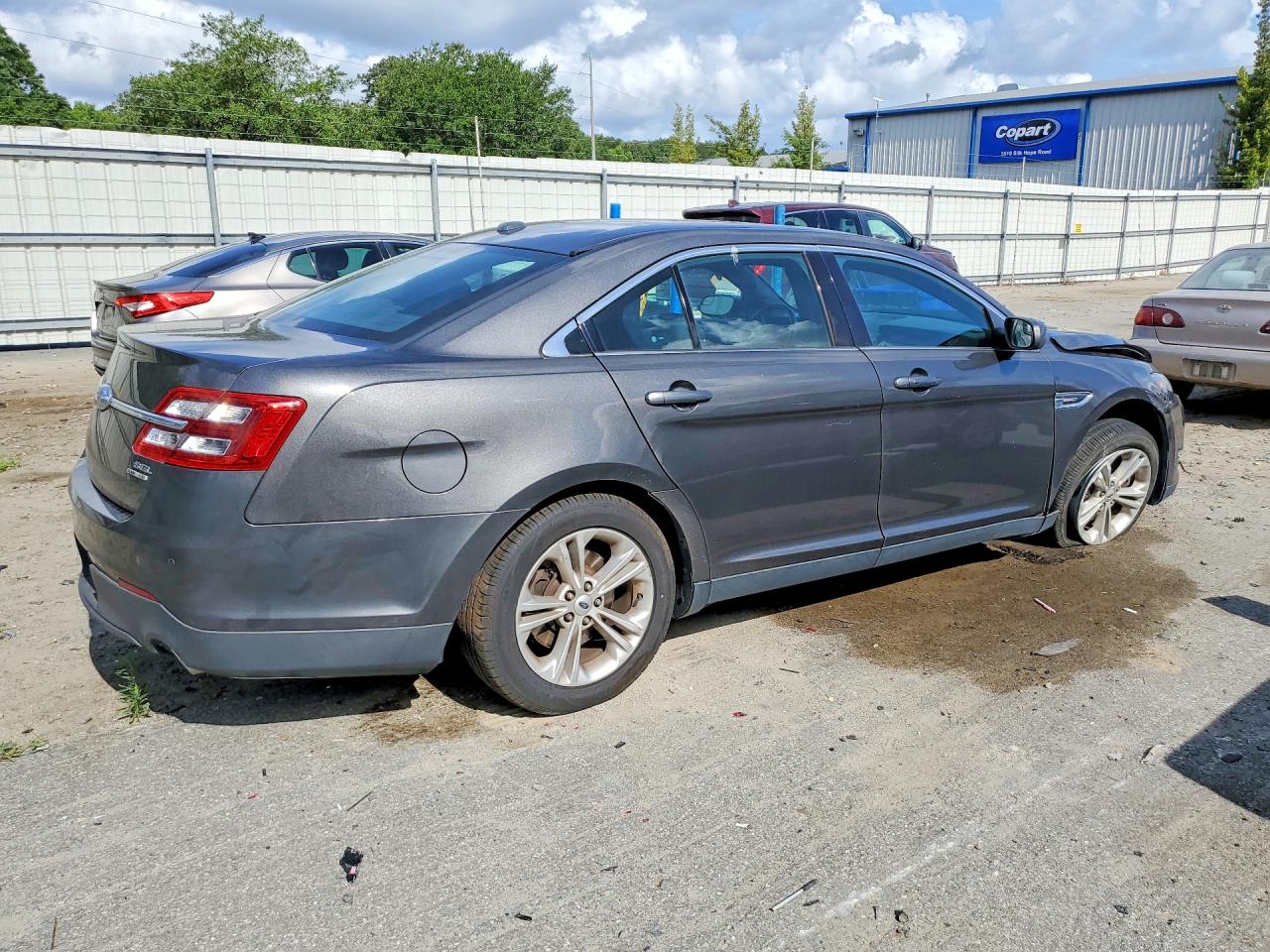 2016 FORD TAURUS SEL photo 3