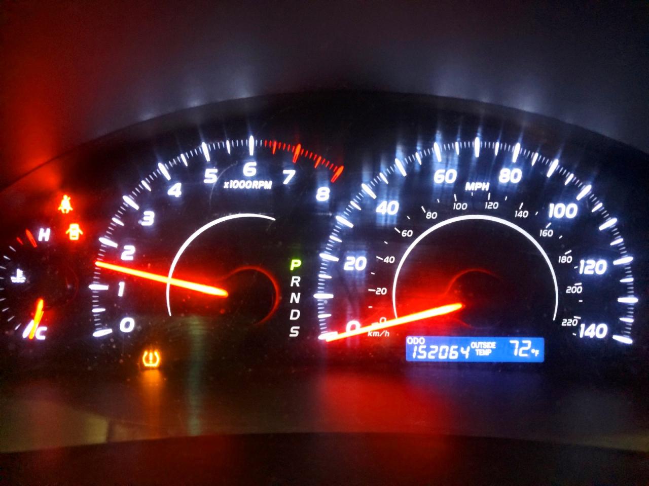2010 TOYOTA CAMRY LE photo 17