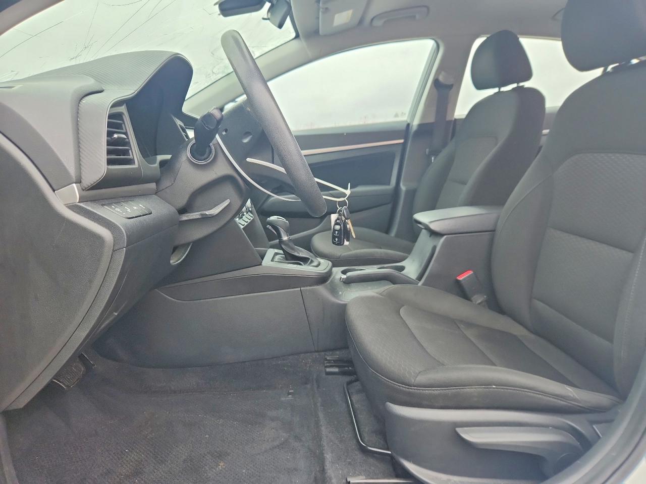 2020 HYUNDAI ELANTRA SEL photo 13