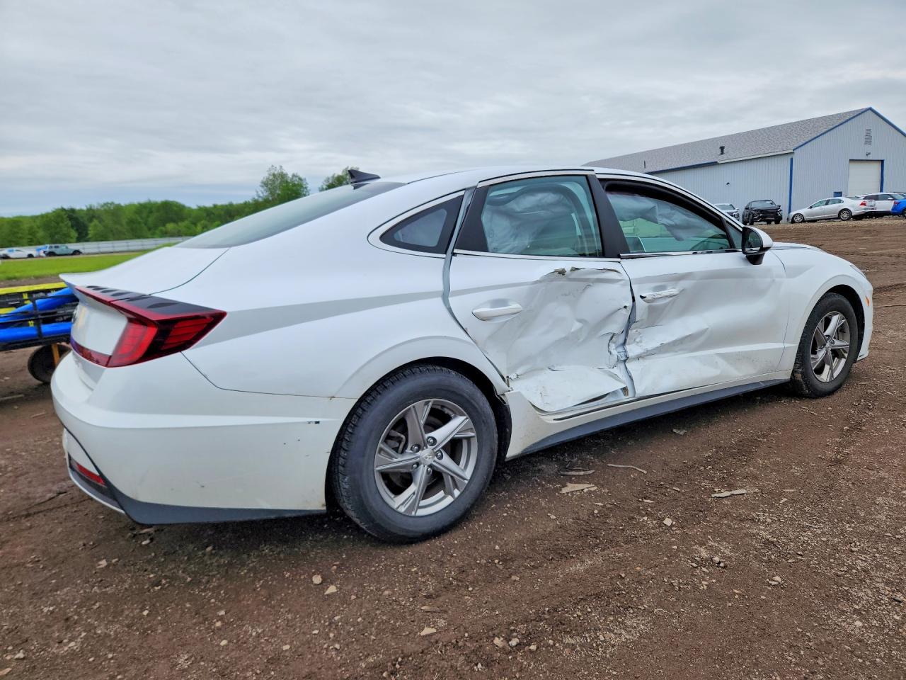 2020 HYUNDAI SONATA SE photo 5