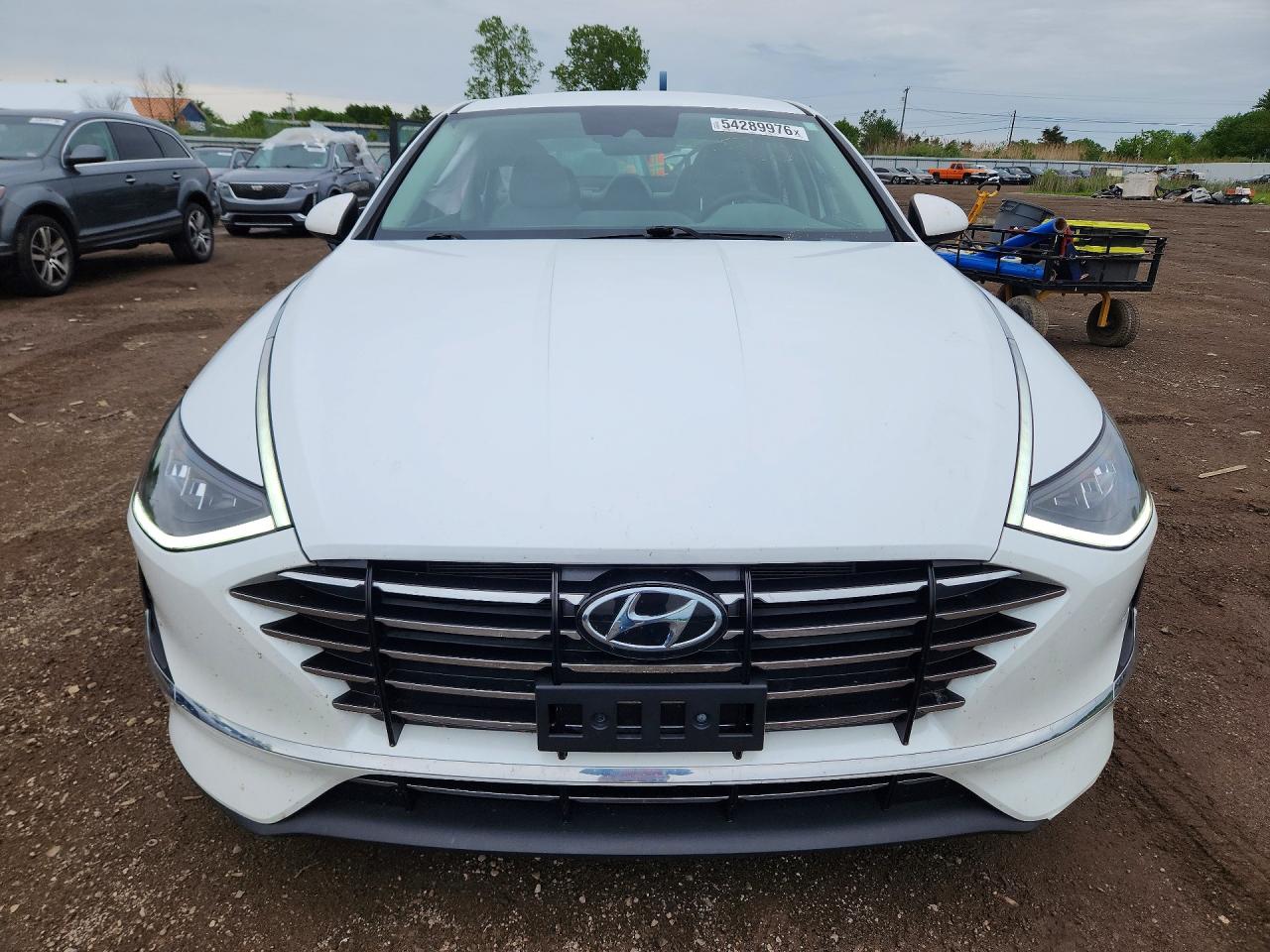 2020 HYUNDAI SONATA SE photo 9