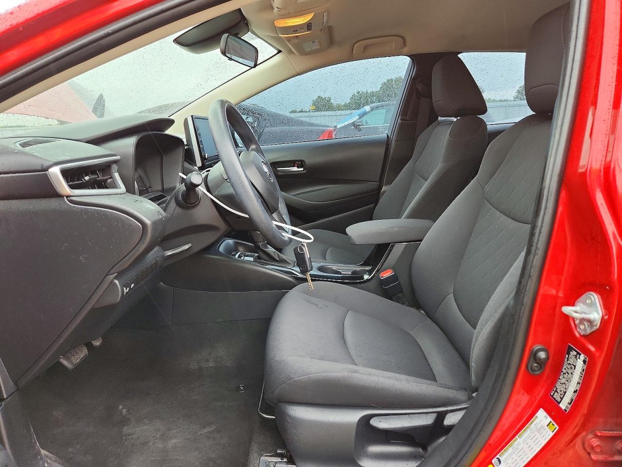 2021 TOYOTA COROLLA LE photo 22
