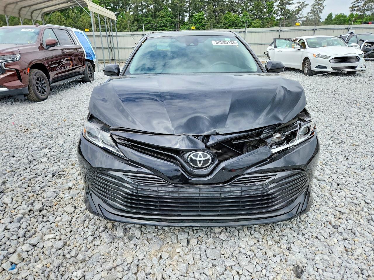 2019 TOYOTA CAMRY LE photo 5