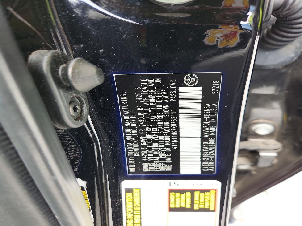 2019 TOYOTA CAMRY LE photo 12