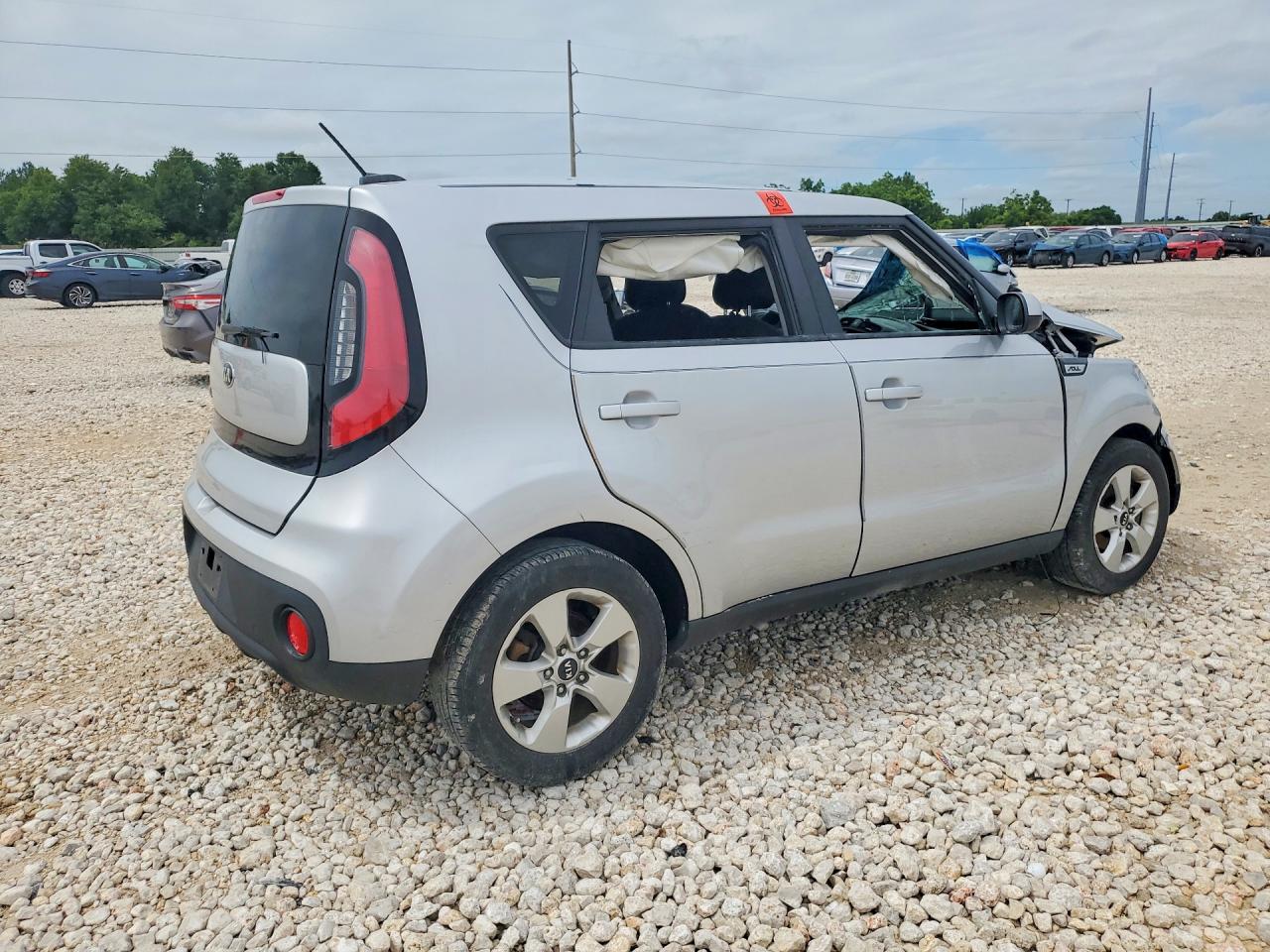 2018 KIA SOUL BASE photo 3