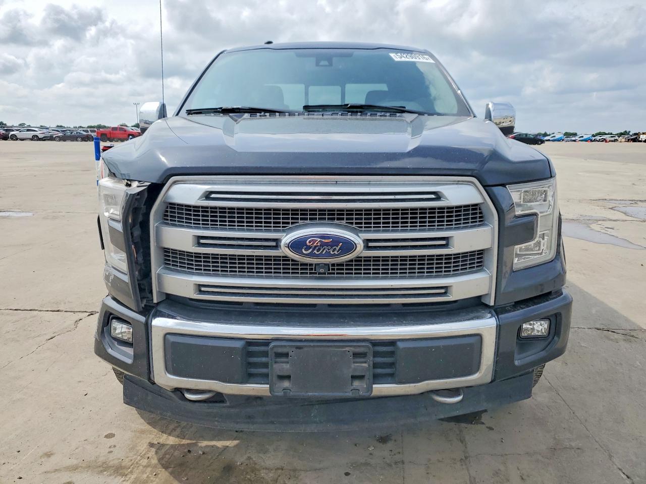 2017 FORD F150 SUPERCREW photo 9