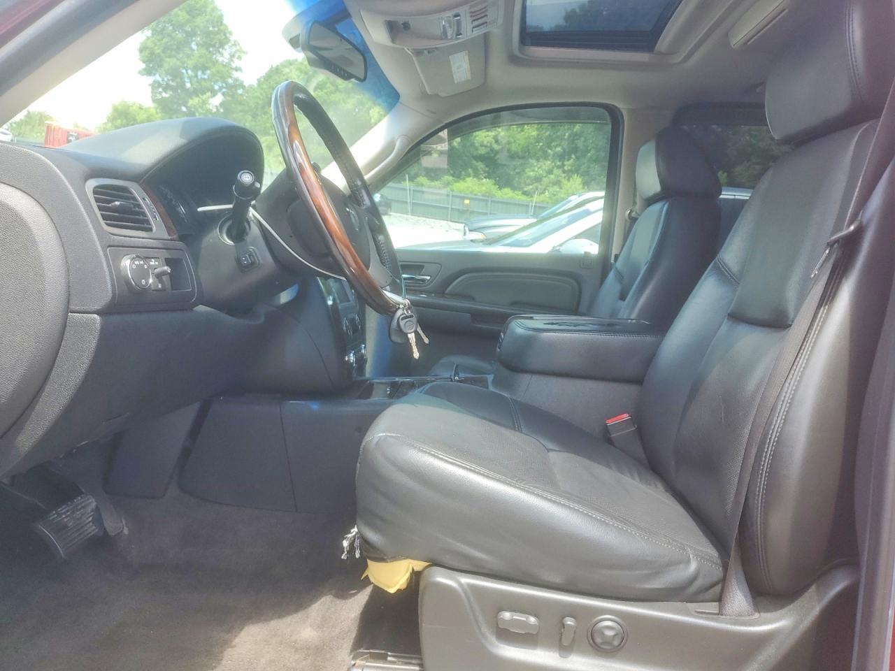 2009 GMC YUKON XL DENALI photo 19