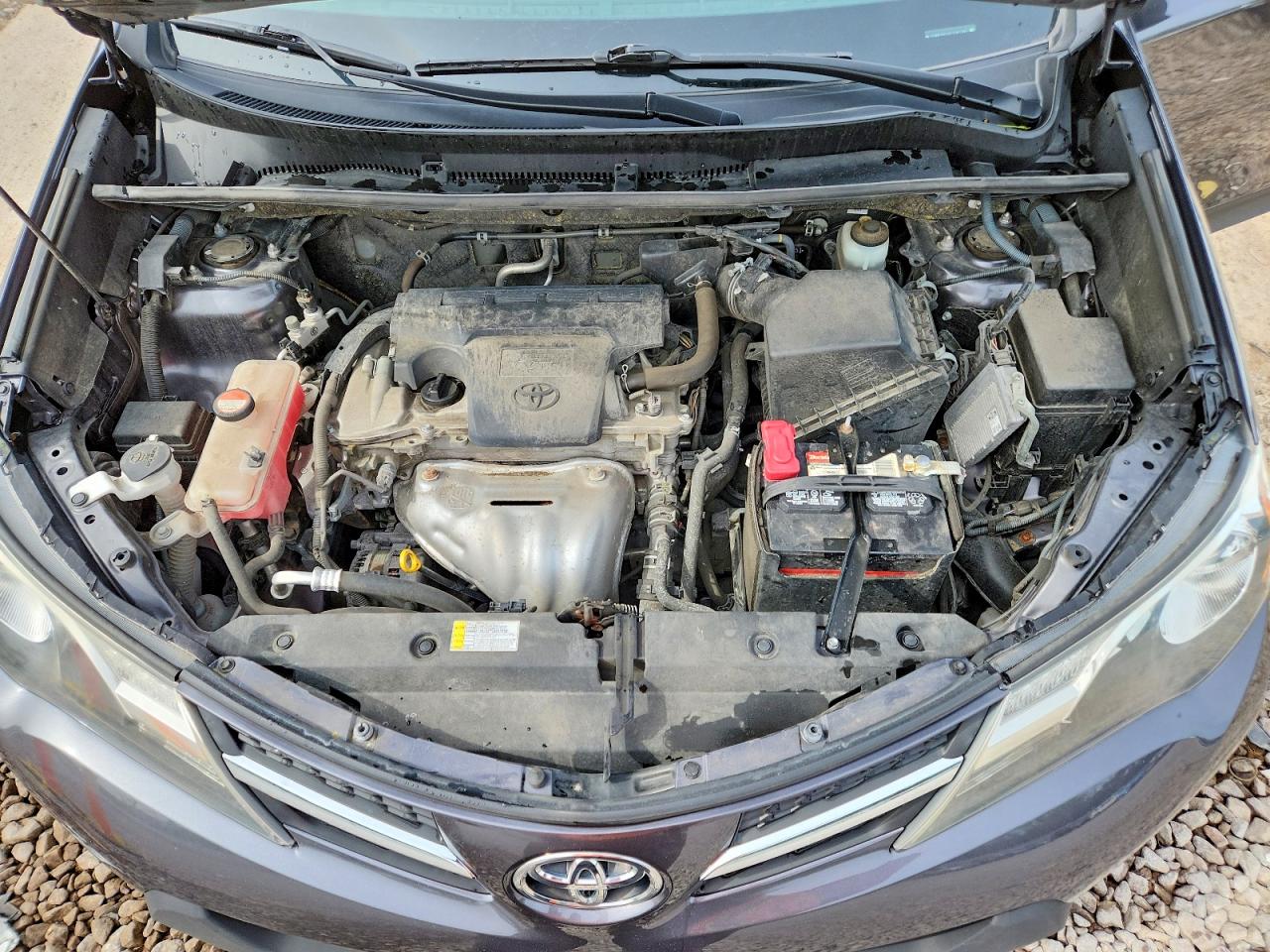 2015 TOYOTA RAV4 XLE photo 23
