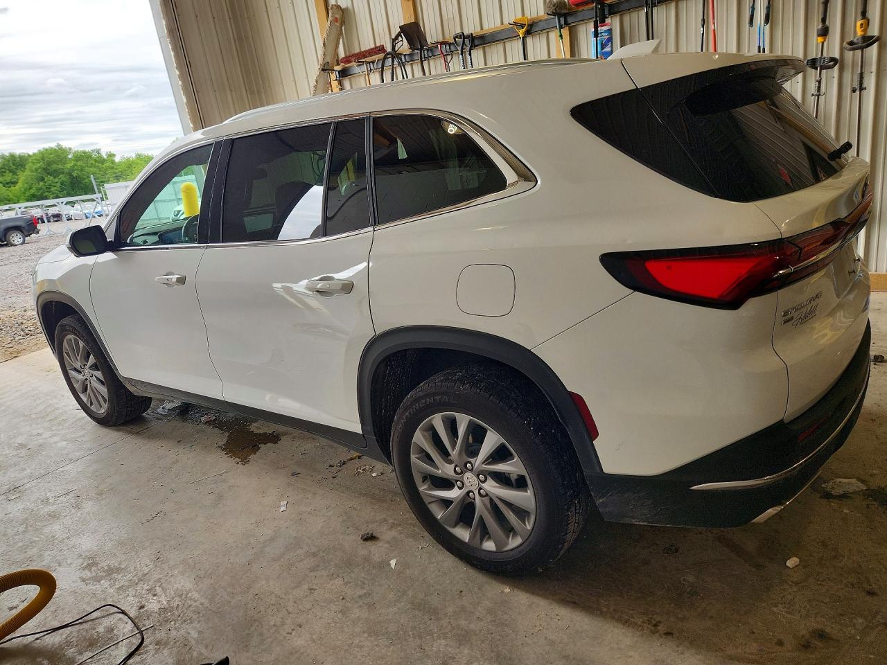 2025 BUICK ENCLAVE PREFERRED photo 2