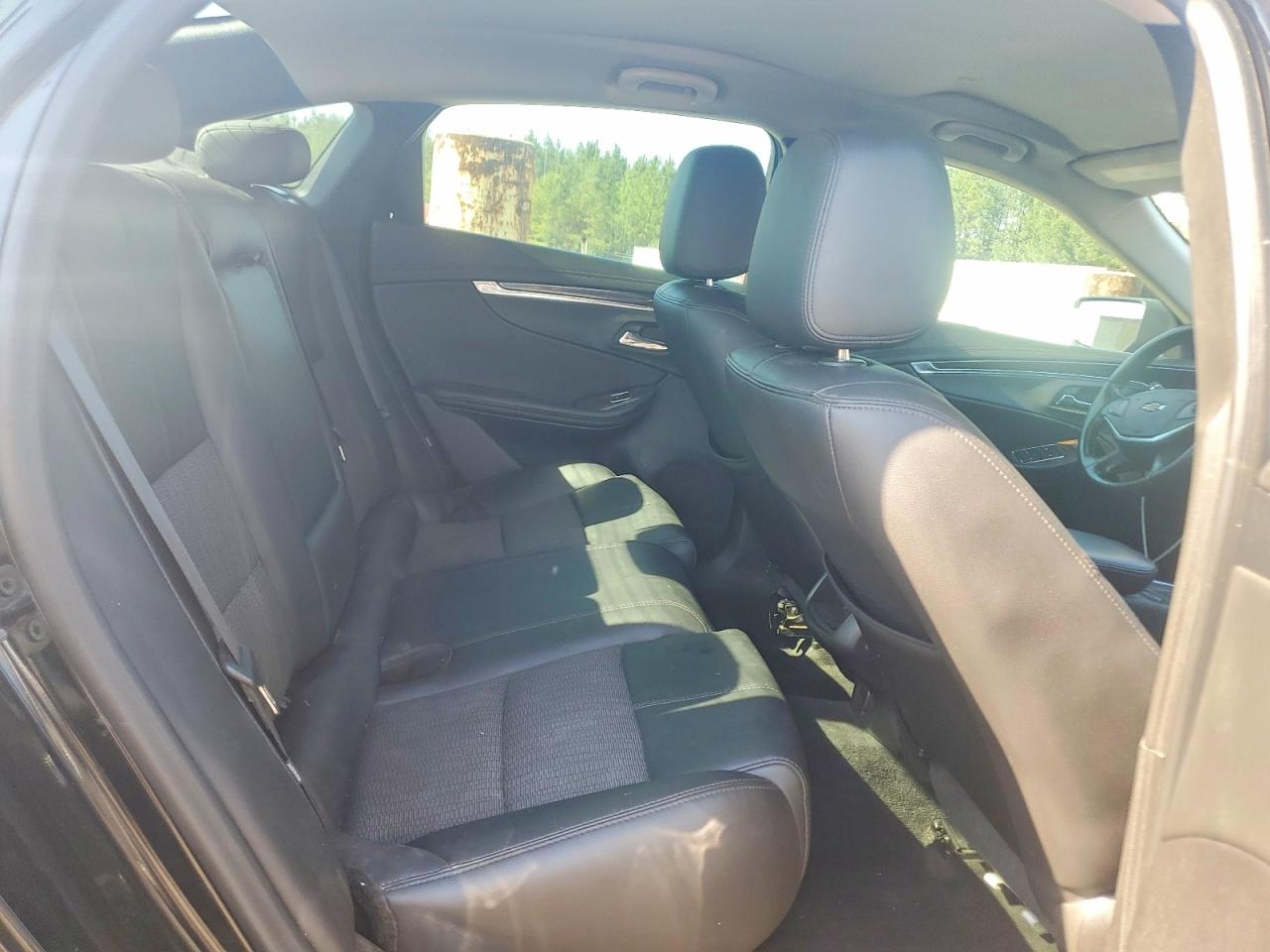 2015 CHEVROLET IMPALA LT photo 19