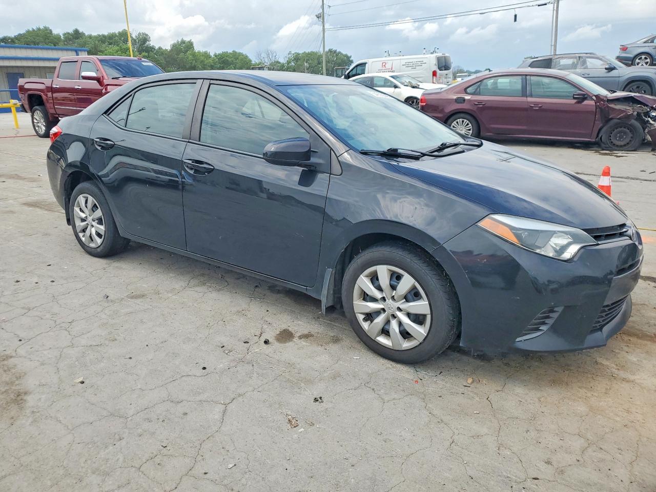 2015 TOYOTA COROLLA LE photo 7