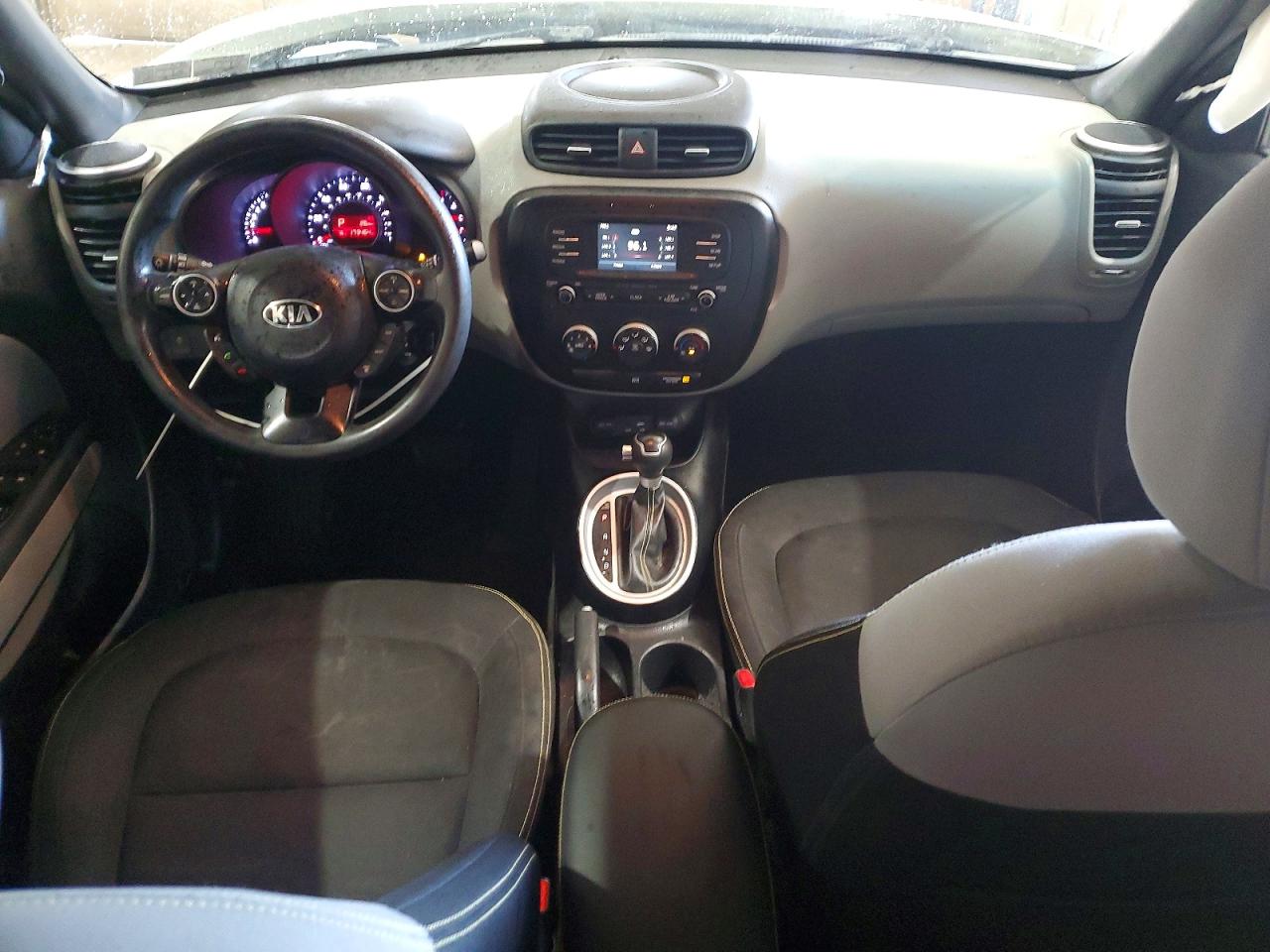 2016 KIA SOUL + photo 15