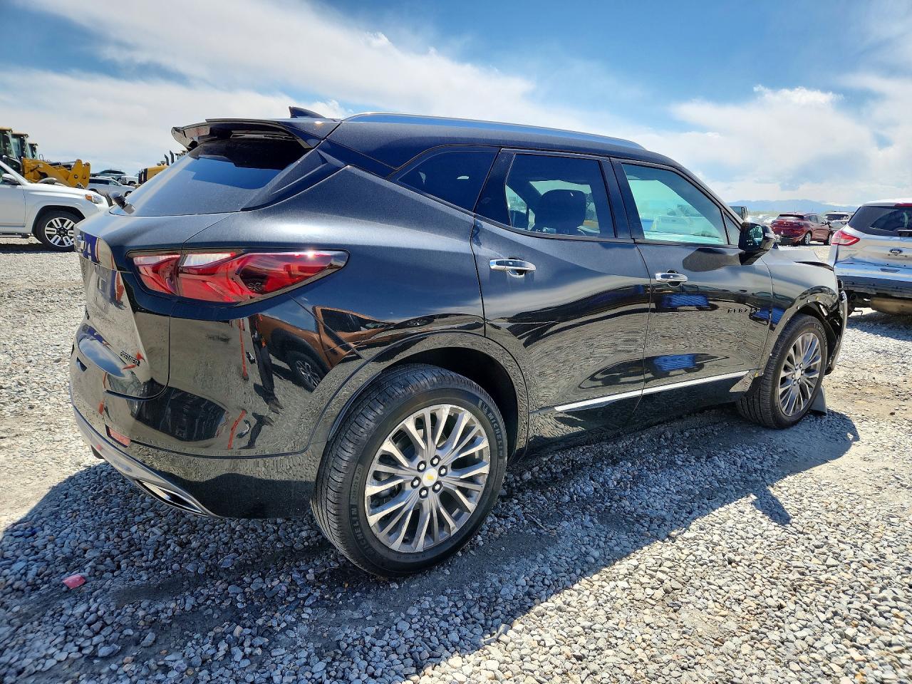 2020 CHEVROLET BLAZER PREMIER photo 5