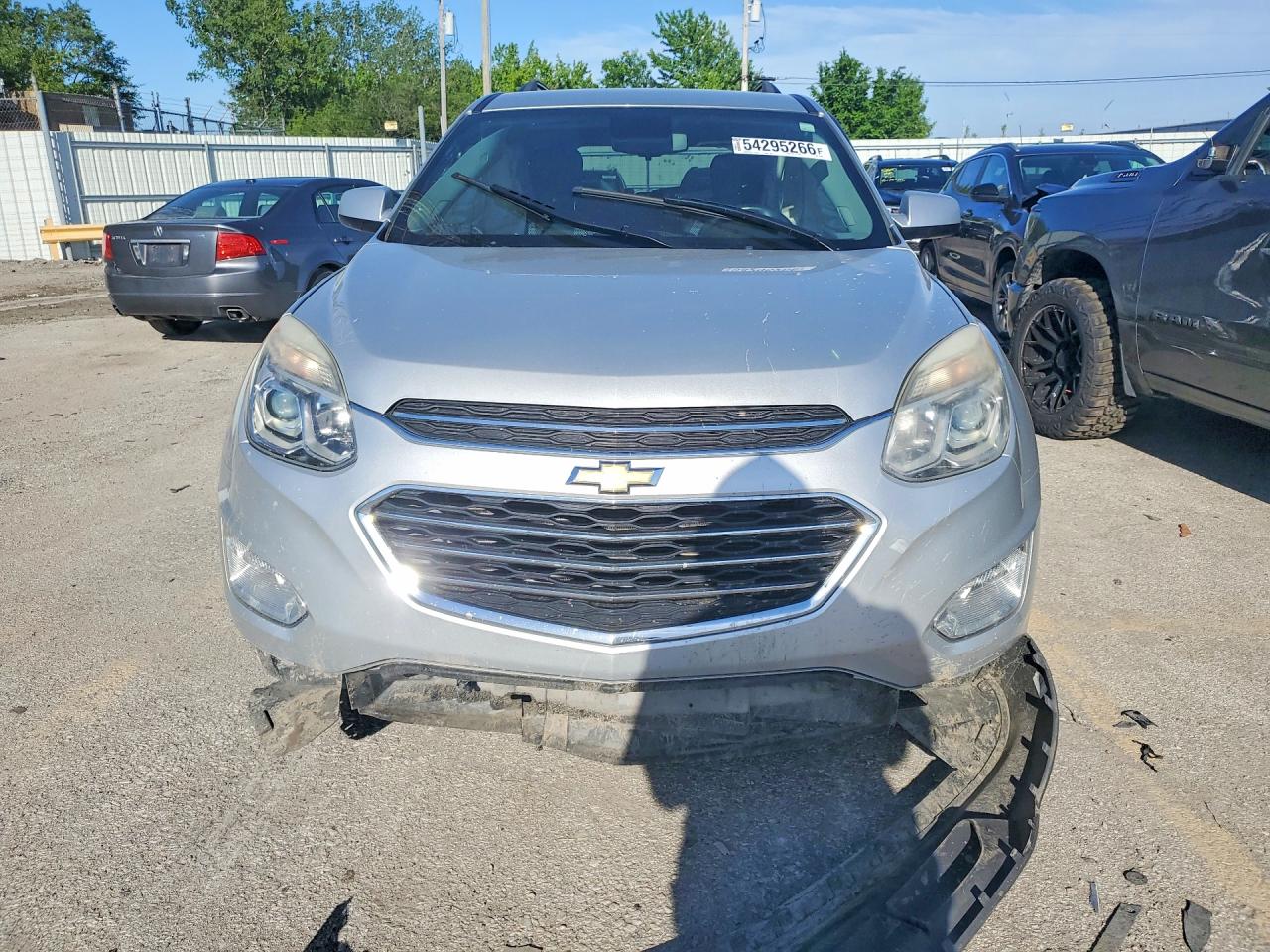 2017 CHEVROLET EQUINOX LT photo 5