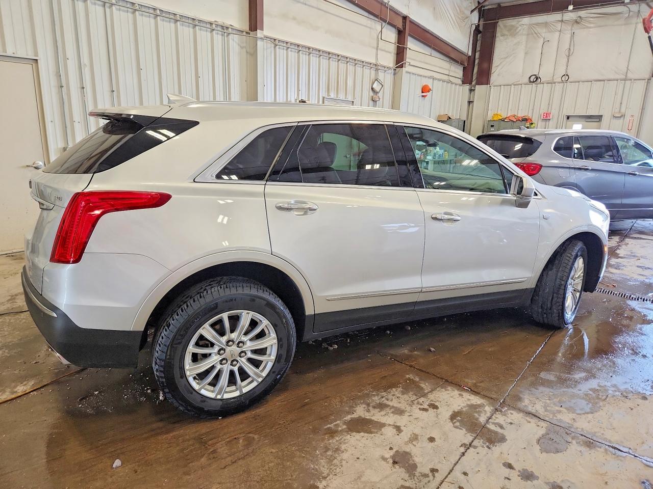 2019 CADILLAC XT5 photo 5