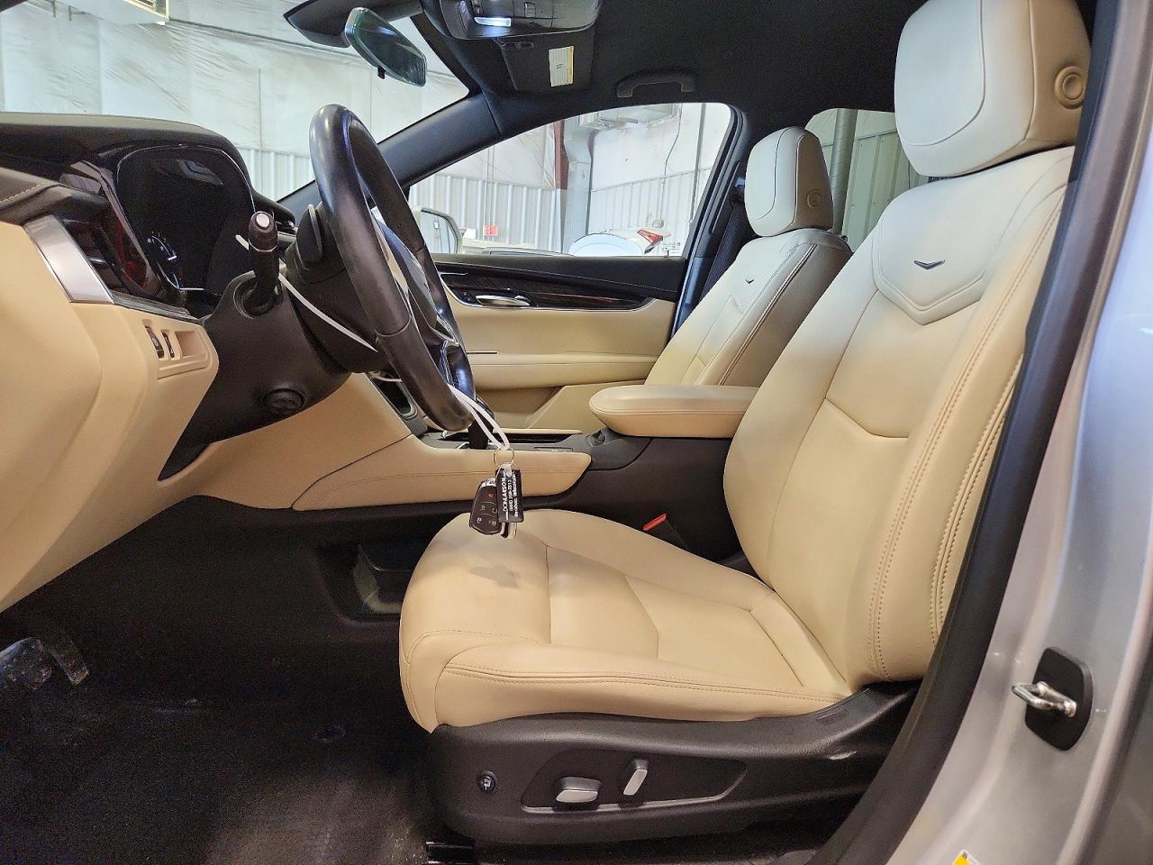 2019 CADILLAC XT5 photo 13