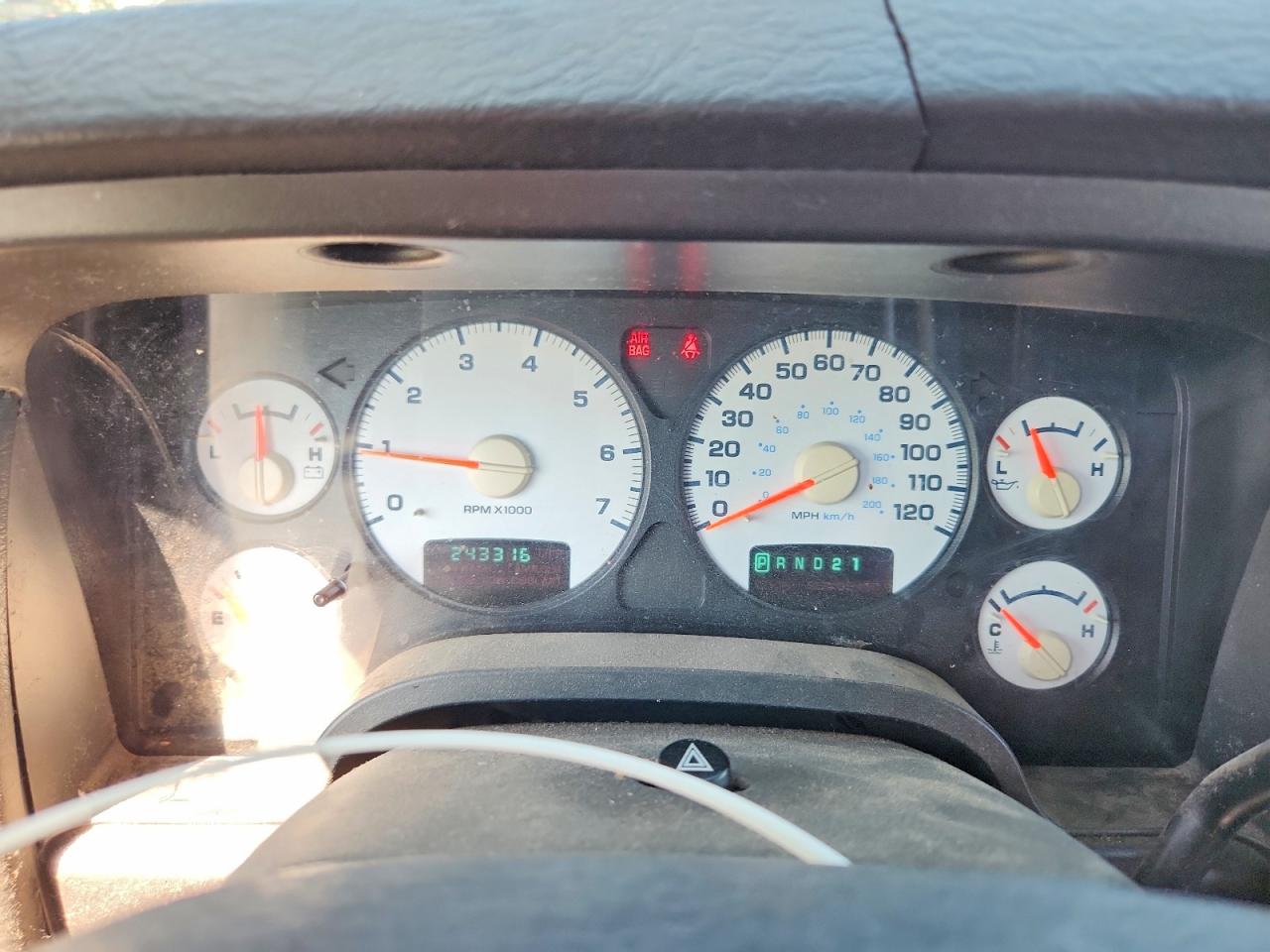 2002 DODGE RAM 1500 photo 25