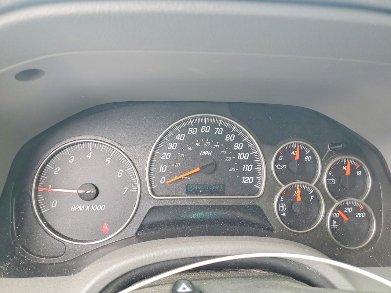 2005 GMC ENVOY XL photo 17
