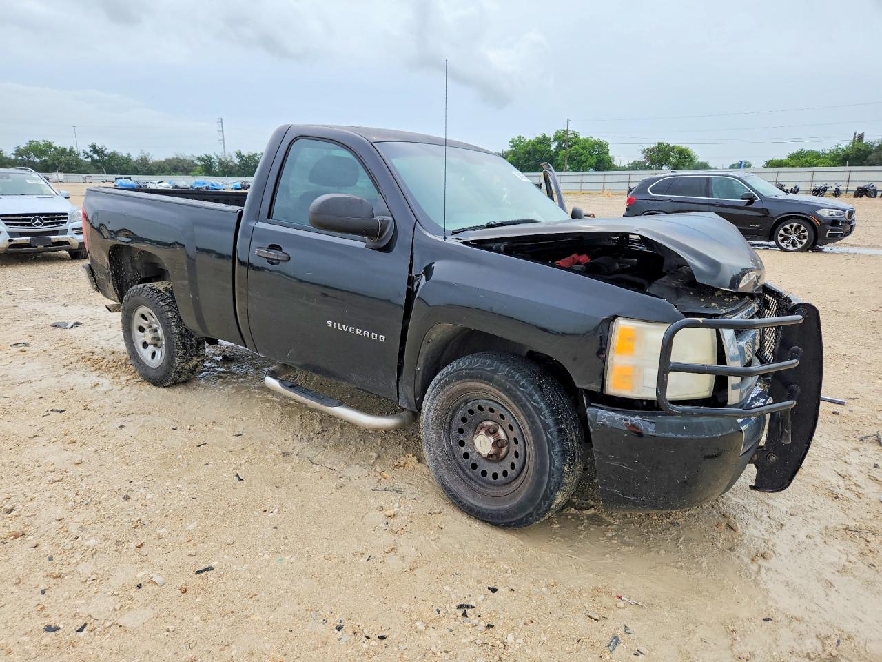 2010 CHEVROLET SILVERADO C1500 photo 7