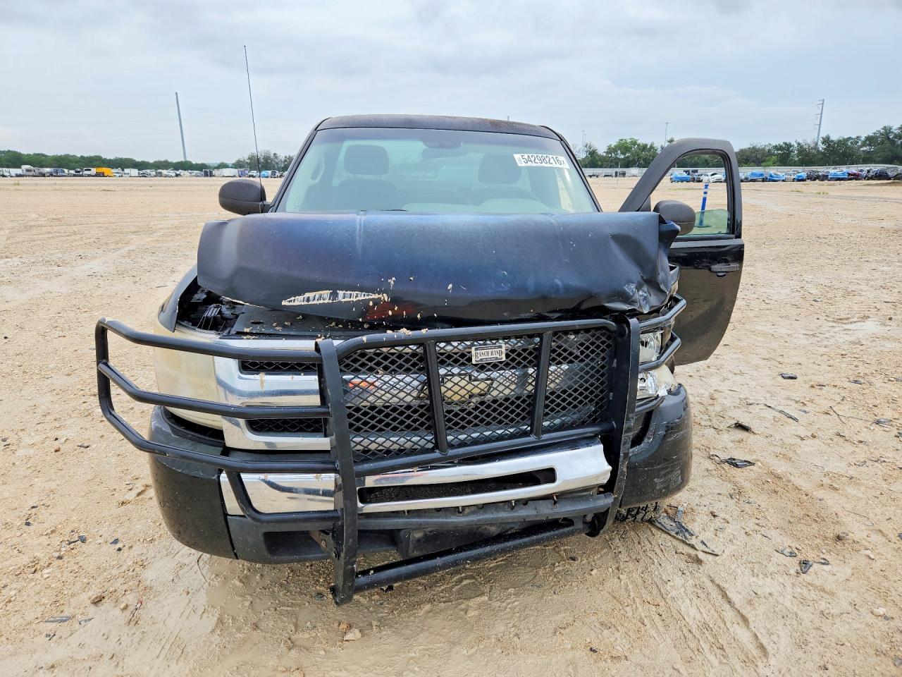 2010 CHEVROLET SILVERADO C1500 photo 9