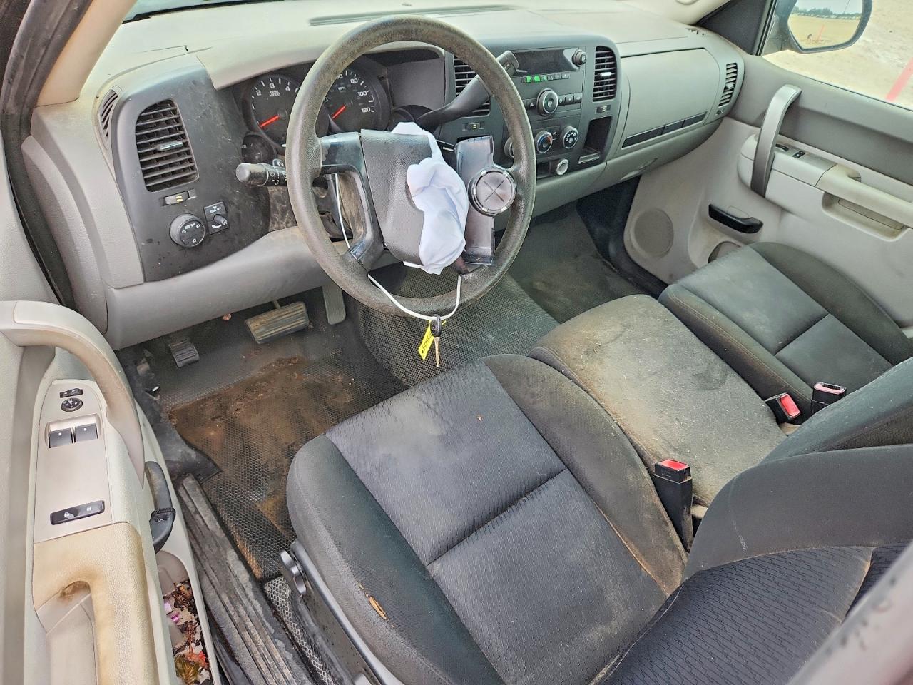 2010 CHEVROLET SILVERADO C1500 photo 15
