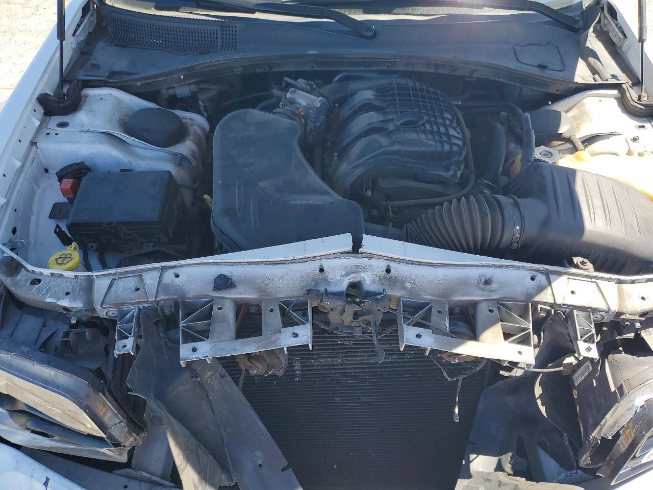 2015 CHRYSLER 300 S photo 21