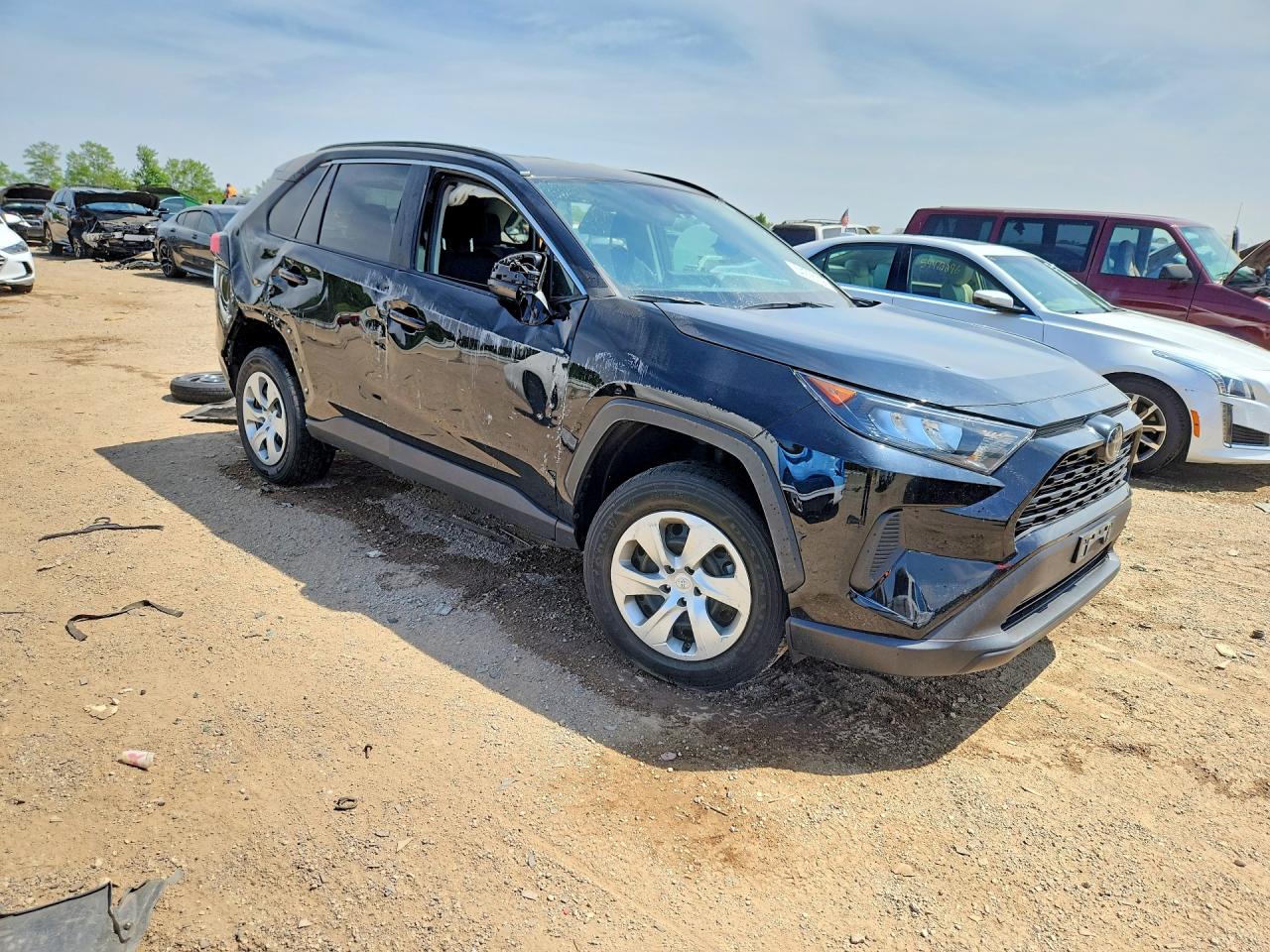 2021 TOYOTA RAV4 LE photo 7