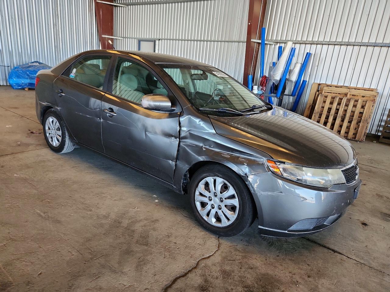 2013 KIA FORTE EX photo 4