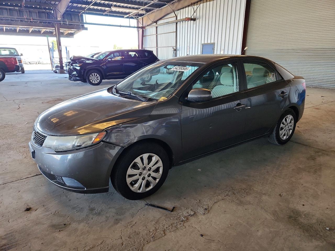 2013 KIA FORTE