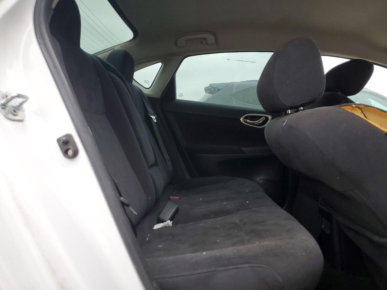 2013 NISSAN SENTRA S photo 19