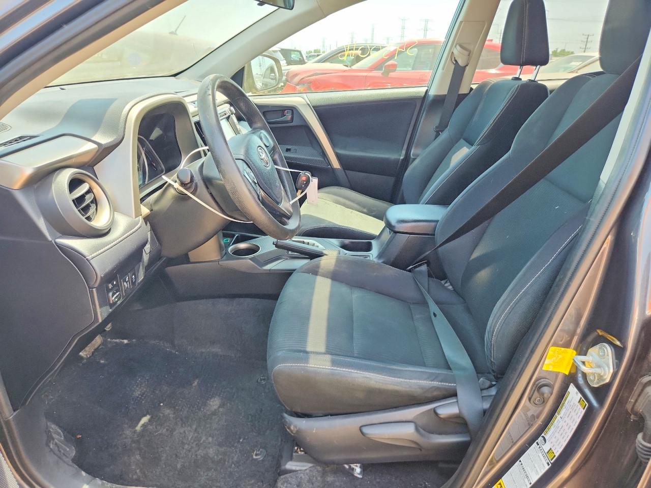 2013 TOYOTA RAV4 XLE photo 13